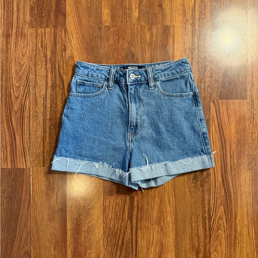 Hollister Cuffed Denim Blue Women's Shorts